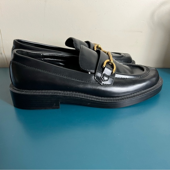 Zara Black Flat Shoes Loafers With Gold Buckles EU38 US7.5 Slip On Chunky Retro - Picture 6 of 13